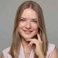 Holly Hobbs