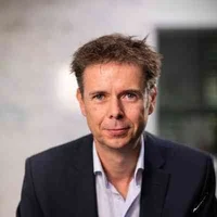 Anton van Den Hengel