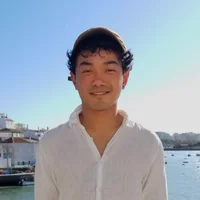 Aaron Zhang