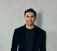 Kumesh Aroomoogan