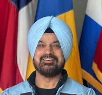 Harry (Harjinder) Singh