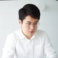 Yong Hee Lee