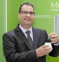 Dr. Moshe Neuman, DMD