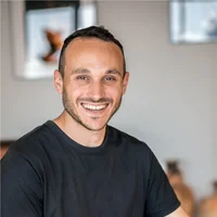 Noam Izhaki
