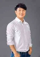 Woo Youn Kim