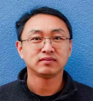 Yisui Hu
